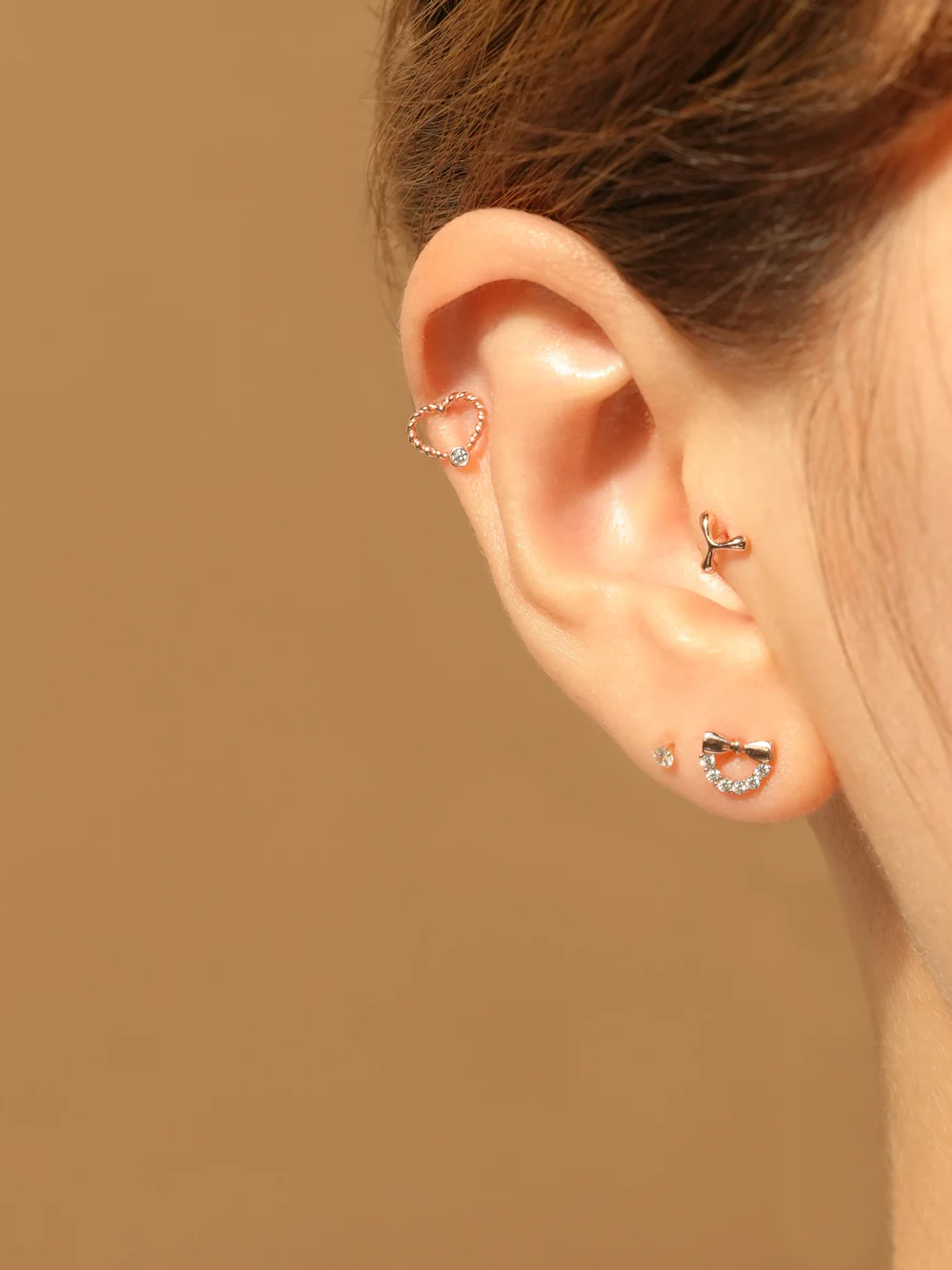 14K Gold Cubic Pretzel Heart Cartilage Earring 20G - Image 4