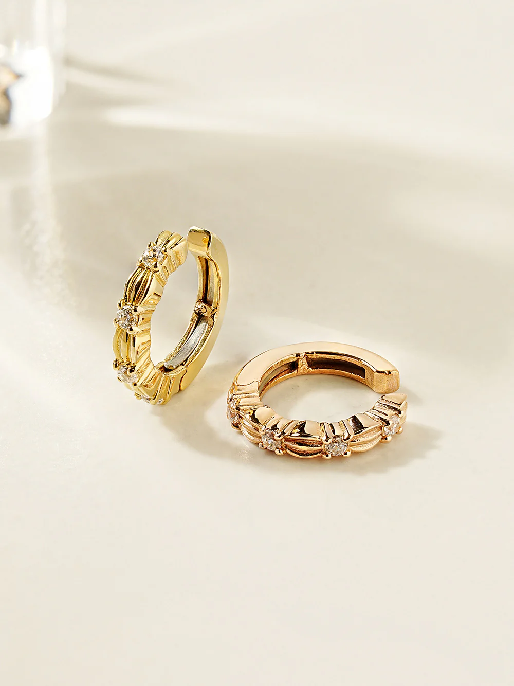 14K Gold Cubic Puff Ear cuff - Image 9