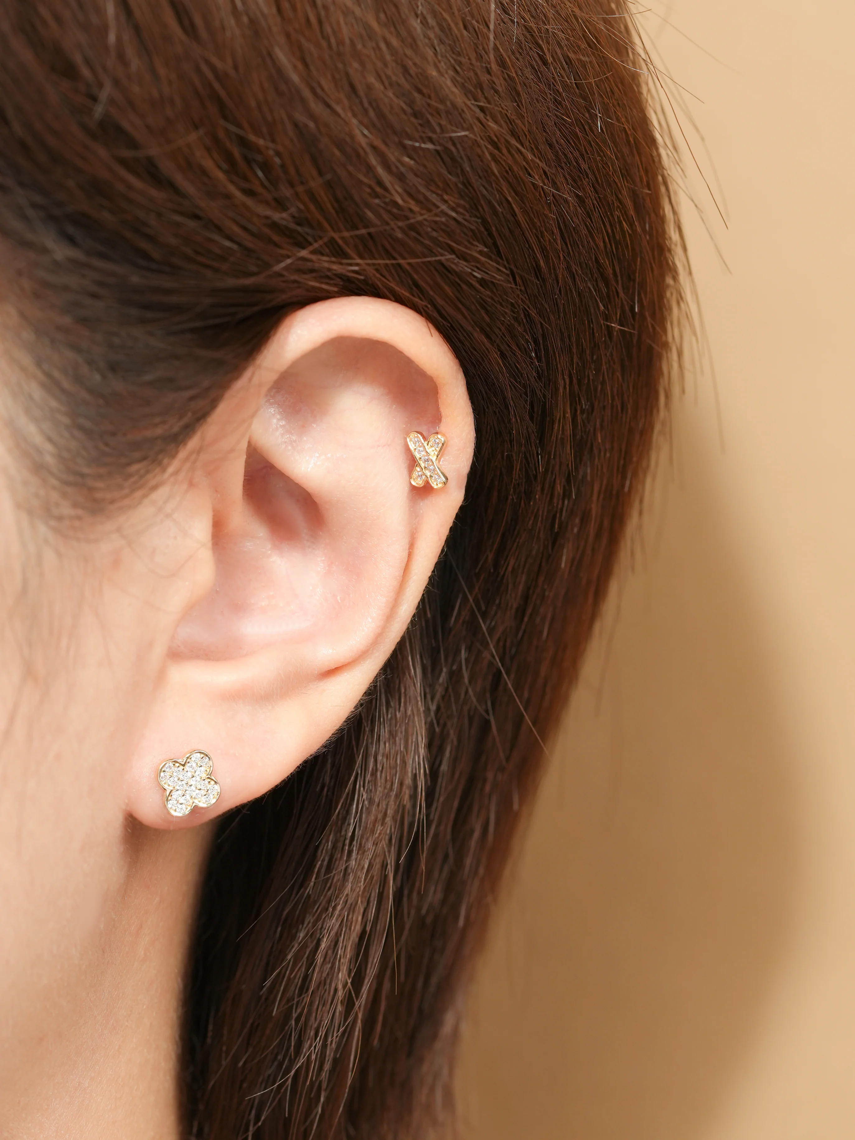 14K Gold Cubic Stick Cross Cartilage Earring 20G - Image 6