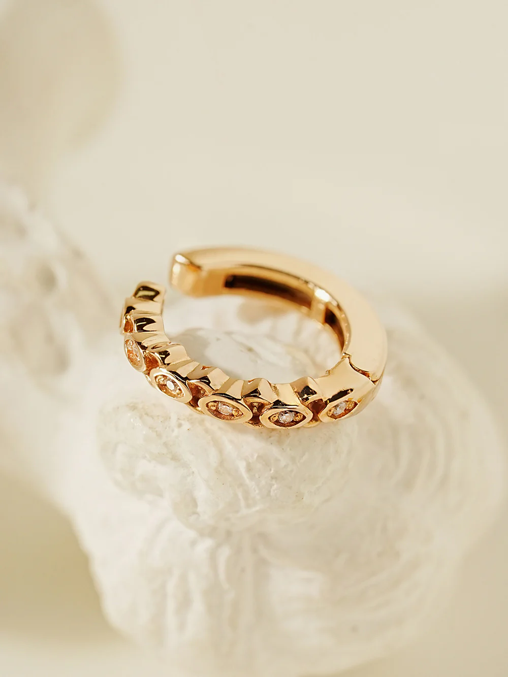 14K Gold Cubic Twist Ear cuff - Image 5