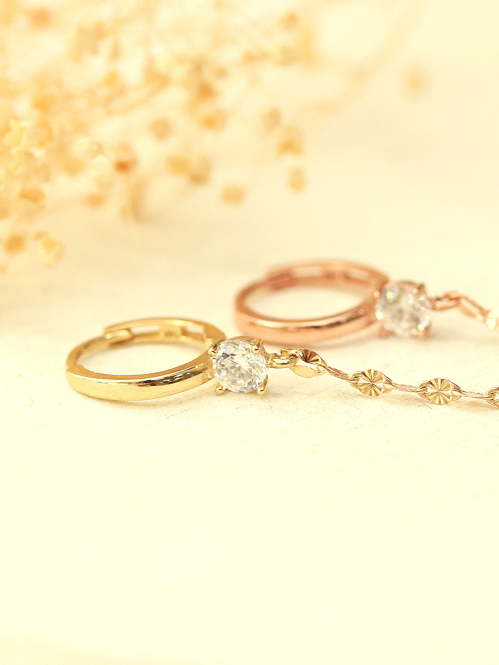 14K Gold Cutting Chain Cubic Hoop Earring - Image 5