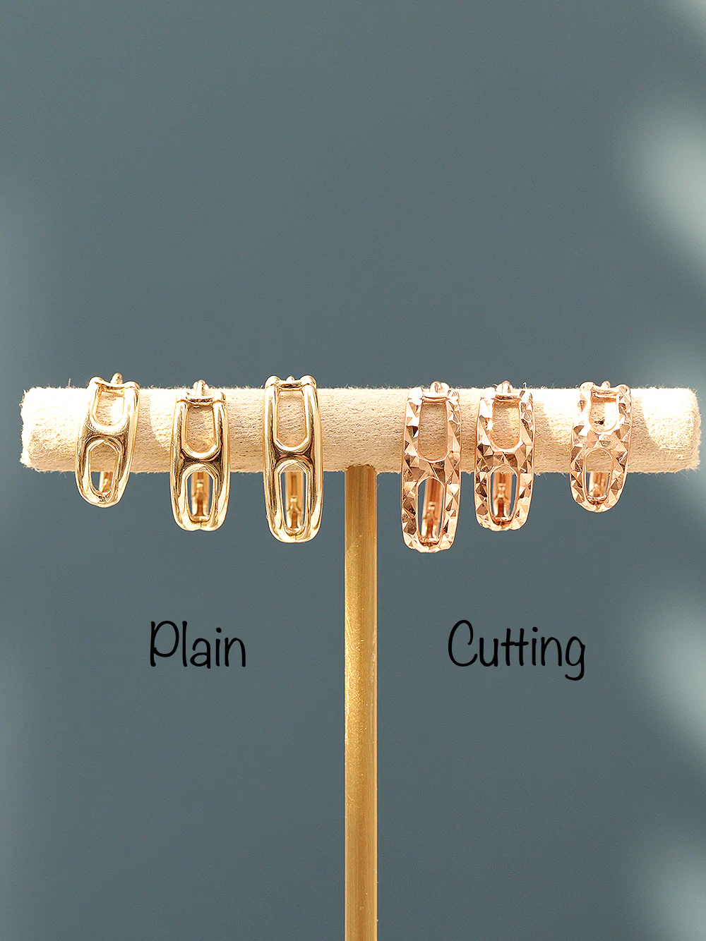 14K Gold Cutting H Hoop Earring - Image 3