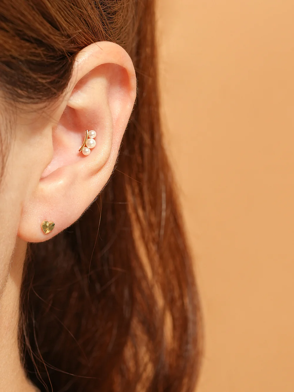 14K Gold Cutting Heart Cartilage Earring 20G - Image 4