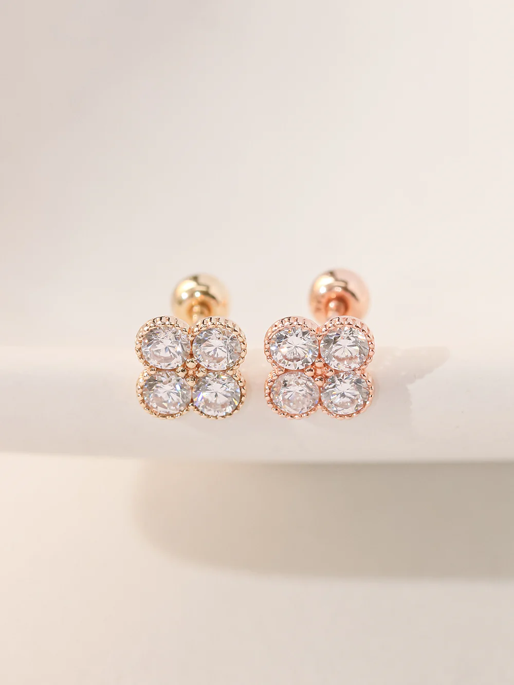 14K Gold CZ Clover Cartilage Earring 20G18G16G - Image 7