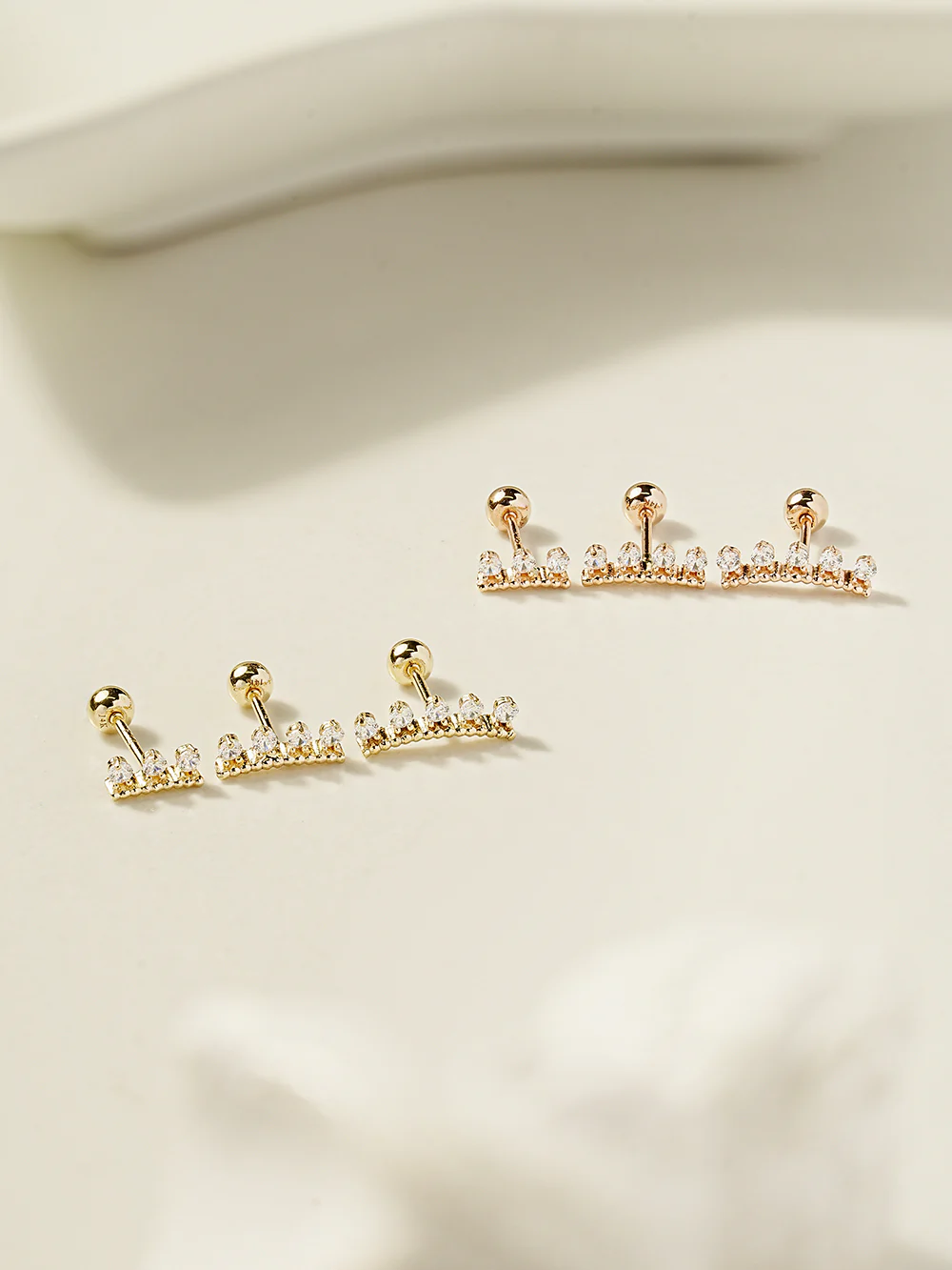14K Gold CZ Tiara Cartilage Earring 20G18G16G - Image 12