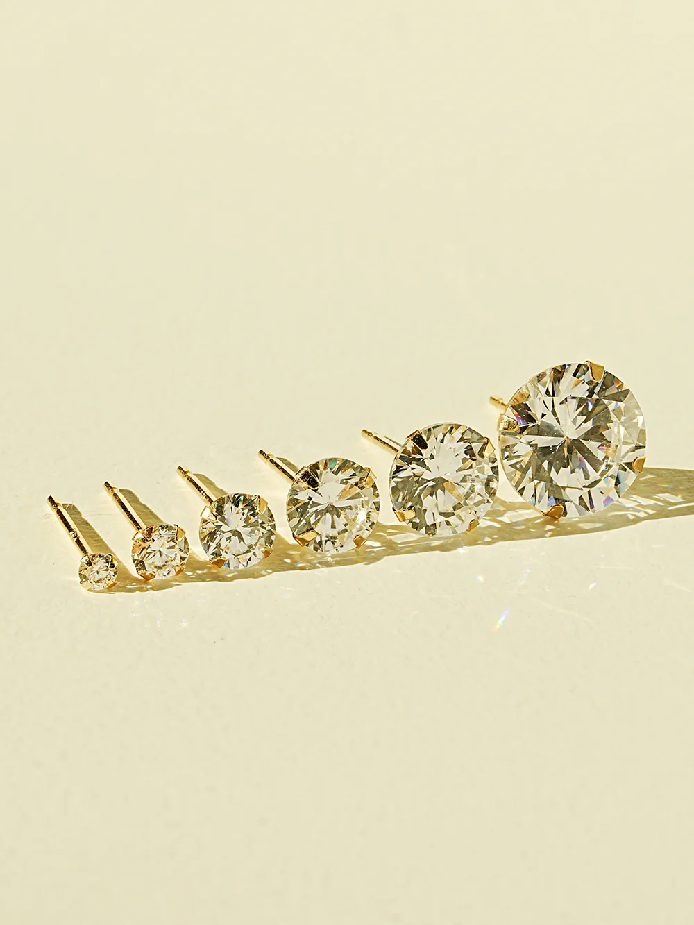 14K Gold Daily Cubic Stud Earring