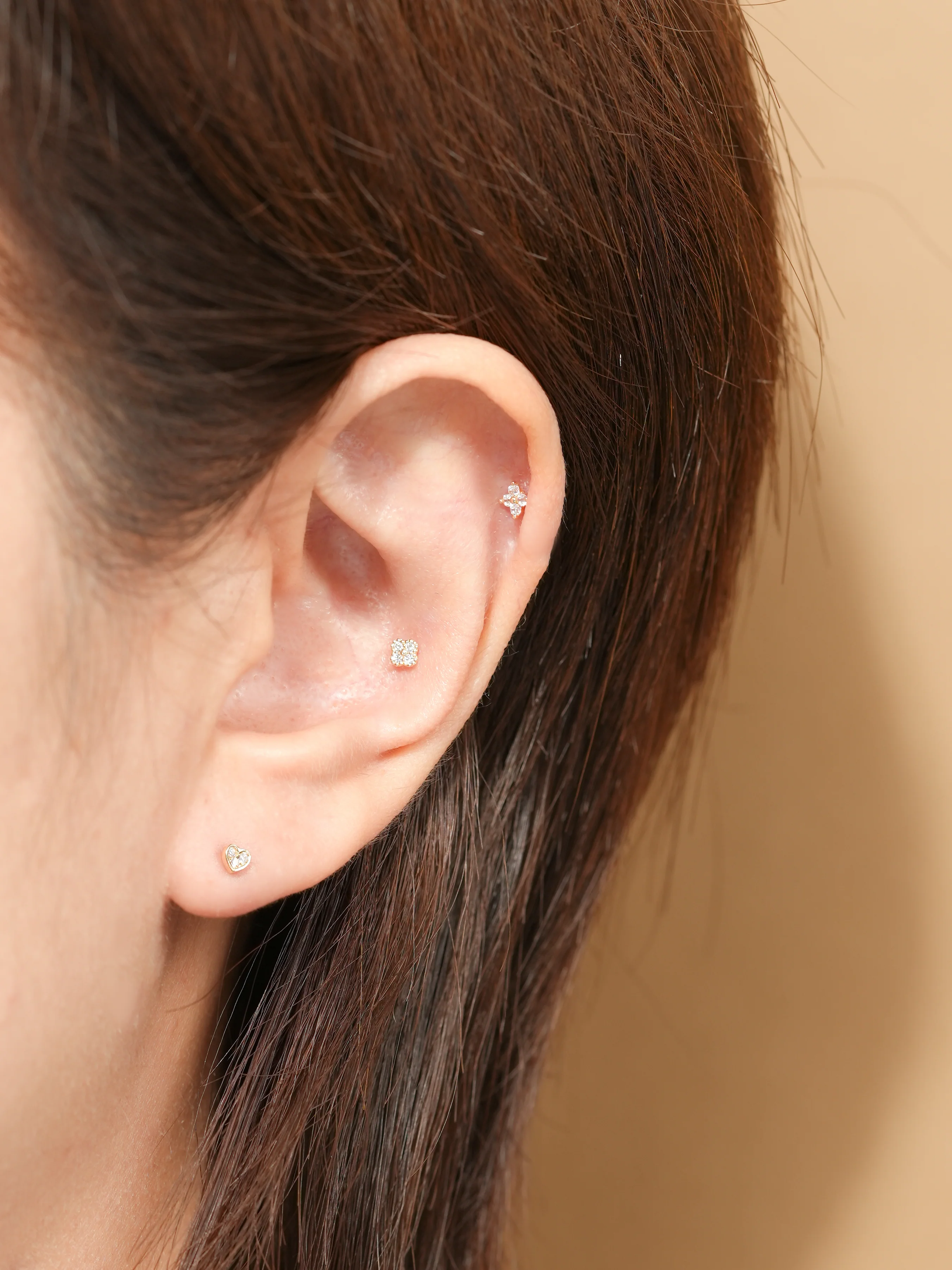 14K Gold Daily Love Shooting Cartilage Earring 20G - Image 2
