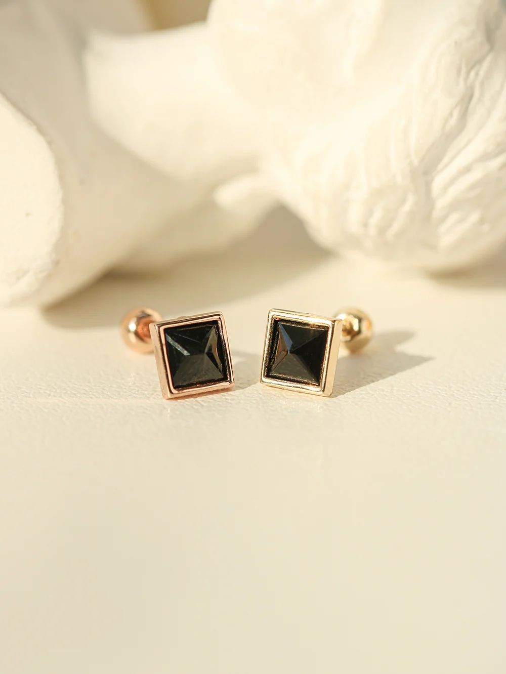 14K Gold Daily Square CZ Cartilage Earring 20G18G16G - Image 9