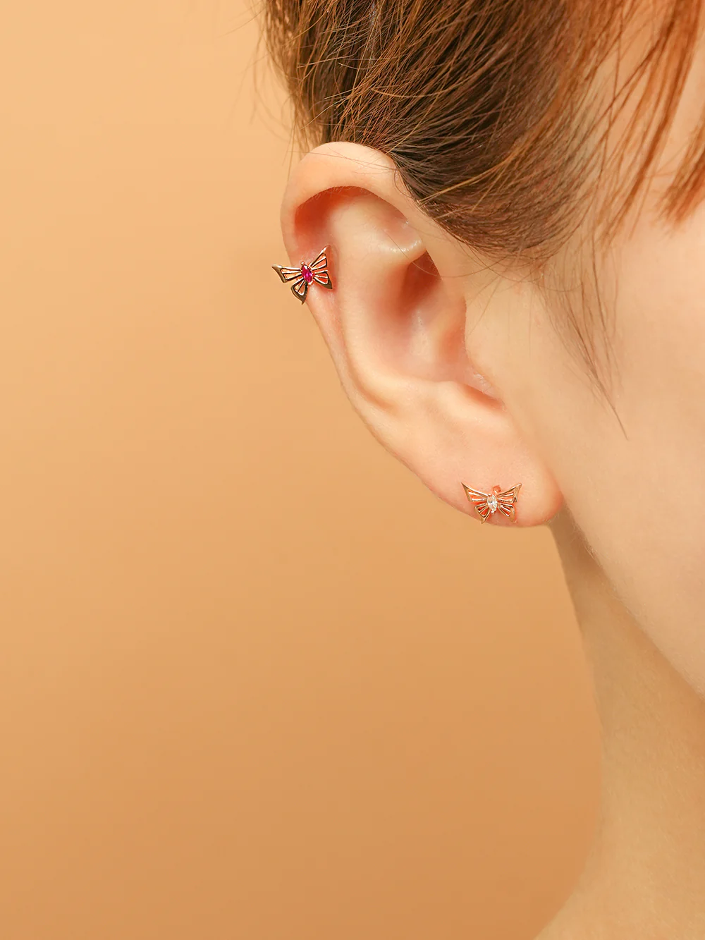 14K Gold Diva Cubic Butterfly Cartilage Earring 18G16G - Image 2