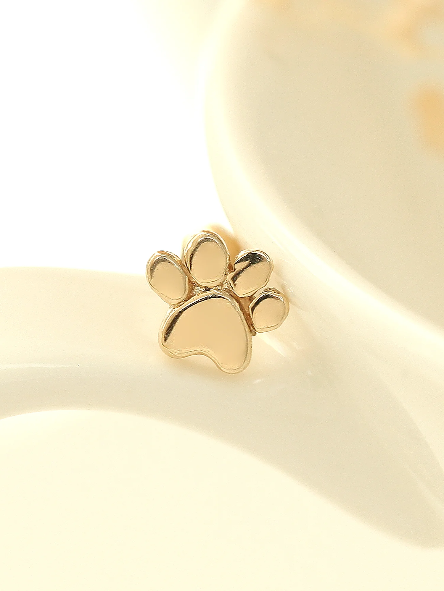 14K Gold Dog's Sole Cartilage Earring 18G16G - Image 4