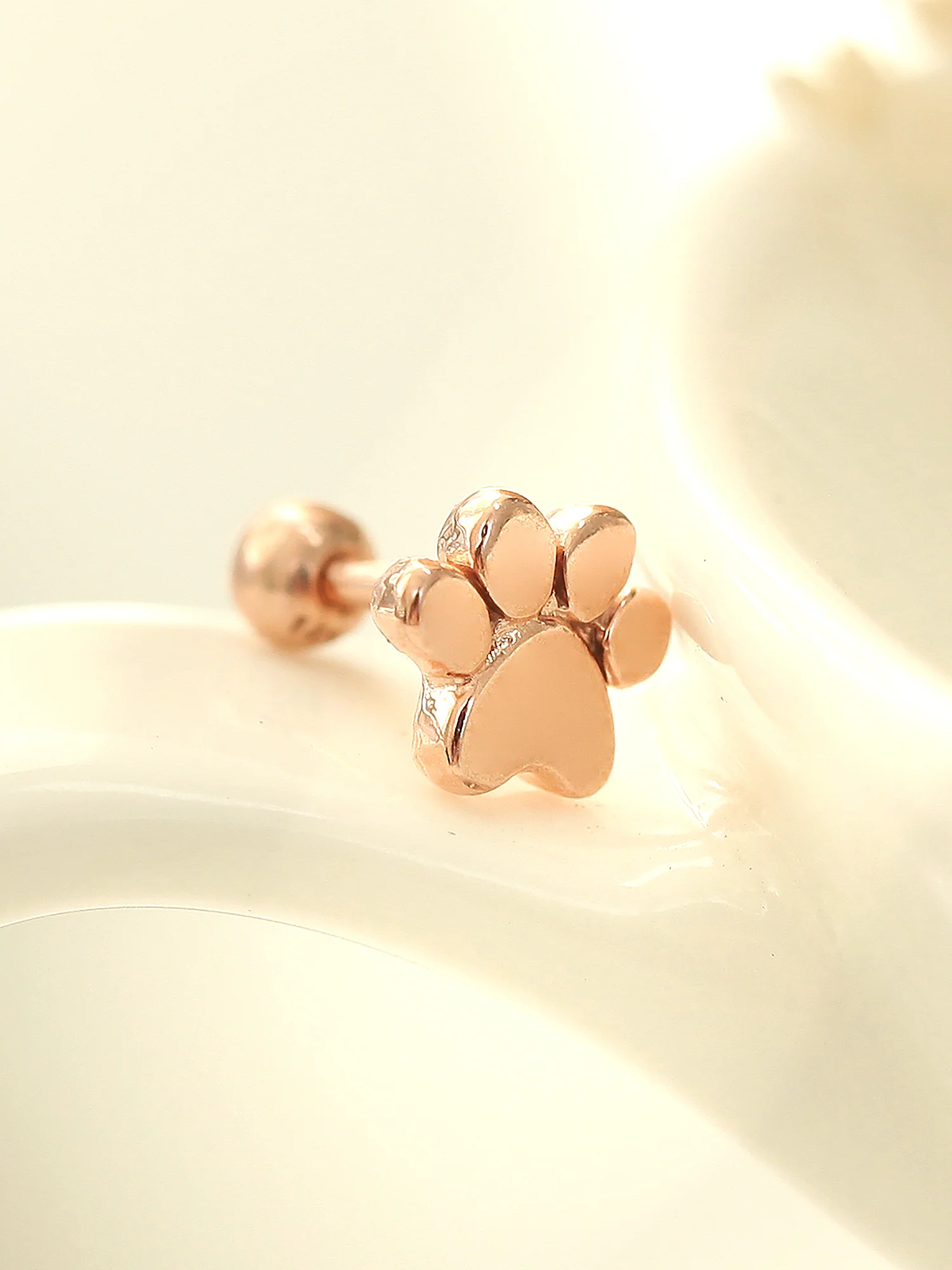 14K Gold Dog's Sole Cartilage Earring 18G16G - Image 5