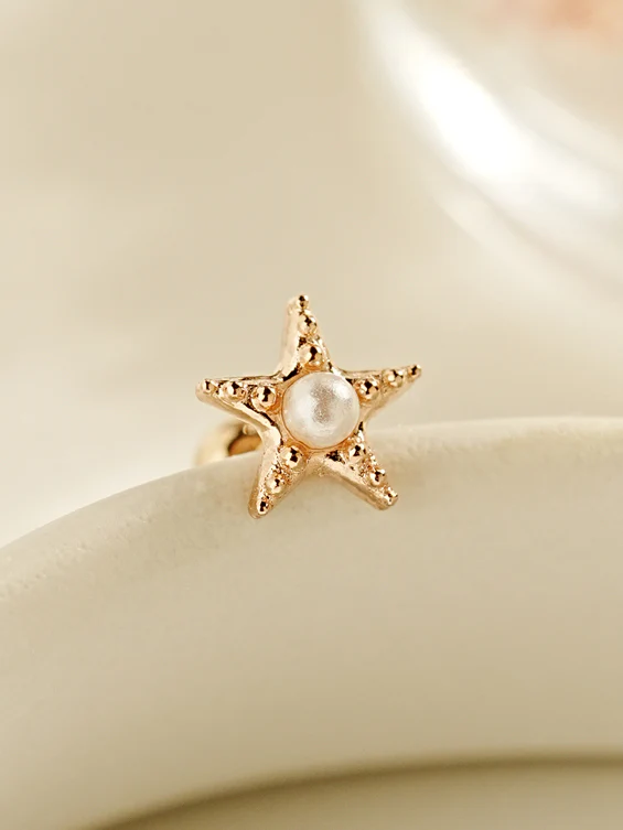 14K Gold Dotted Pearl Starfish Cartilage Earring 20G - Image 3