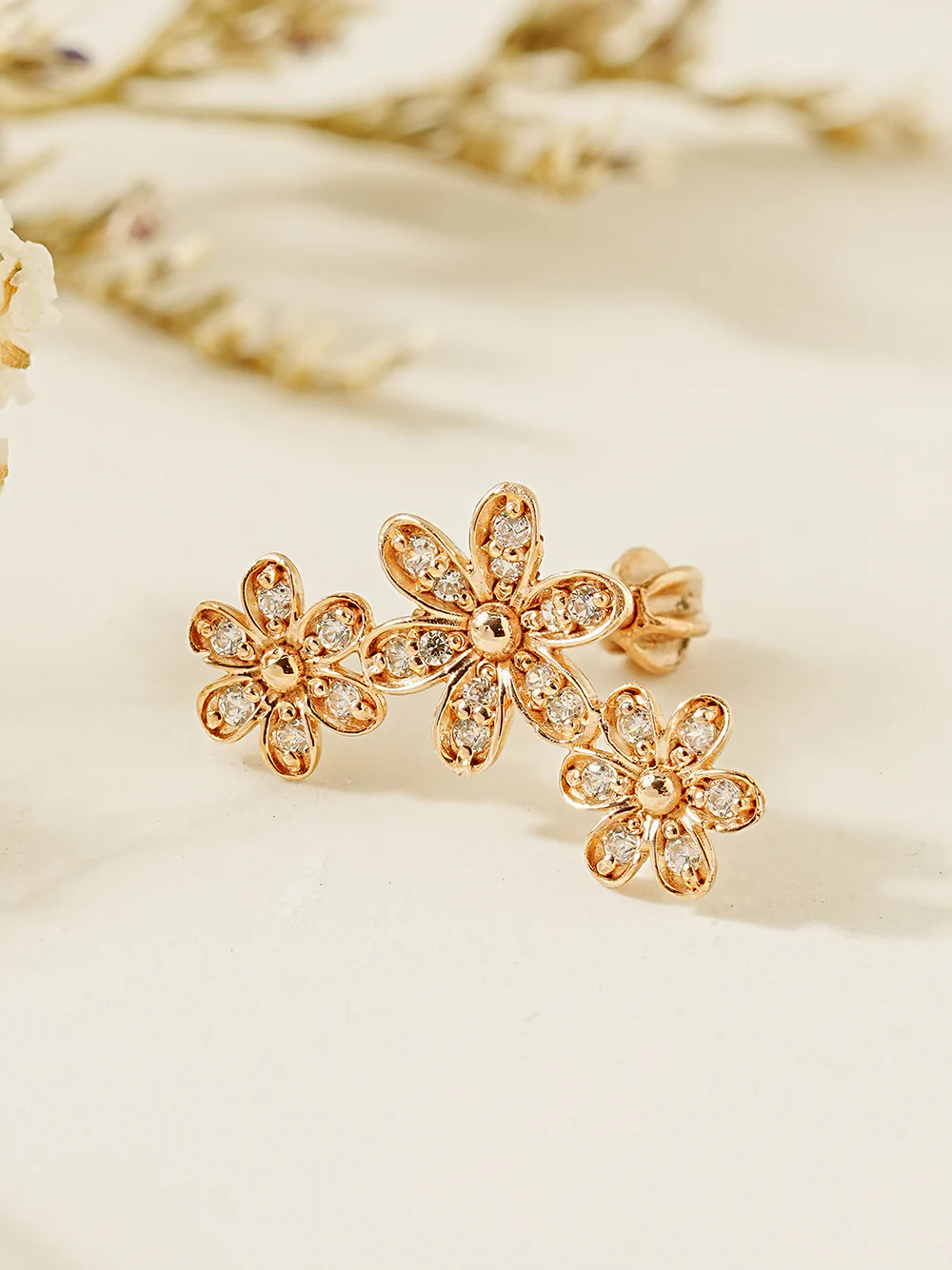 14K Gold Elysee Flower Cartilage Earring 18G16G - Image 8