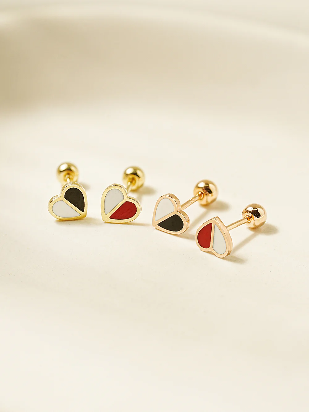 14K Gold Enamel Half Color Heart Cartilage Earring 20G