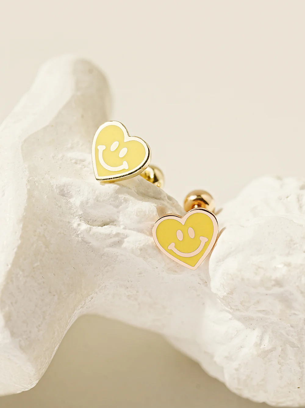 14K Gold Enamel Heart Smile Cartilage Earring 20G