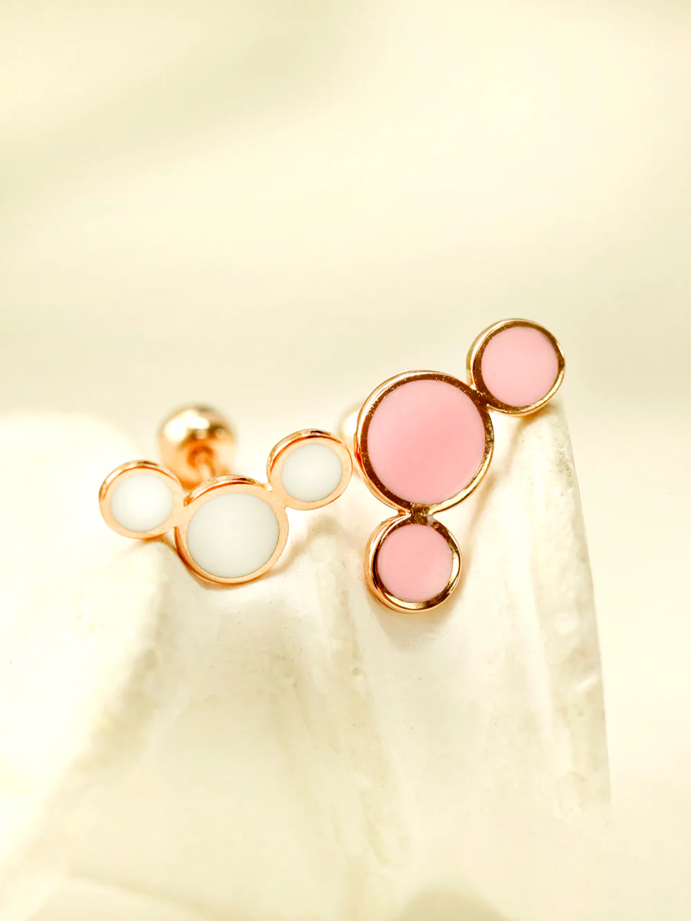 14K Gold Enamel Triple Circle Cartilage Earring 20G18G16G - Image 8