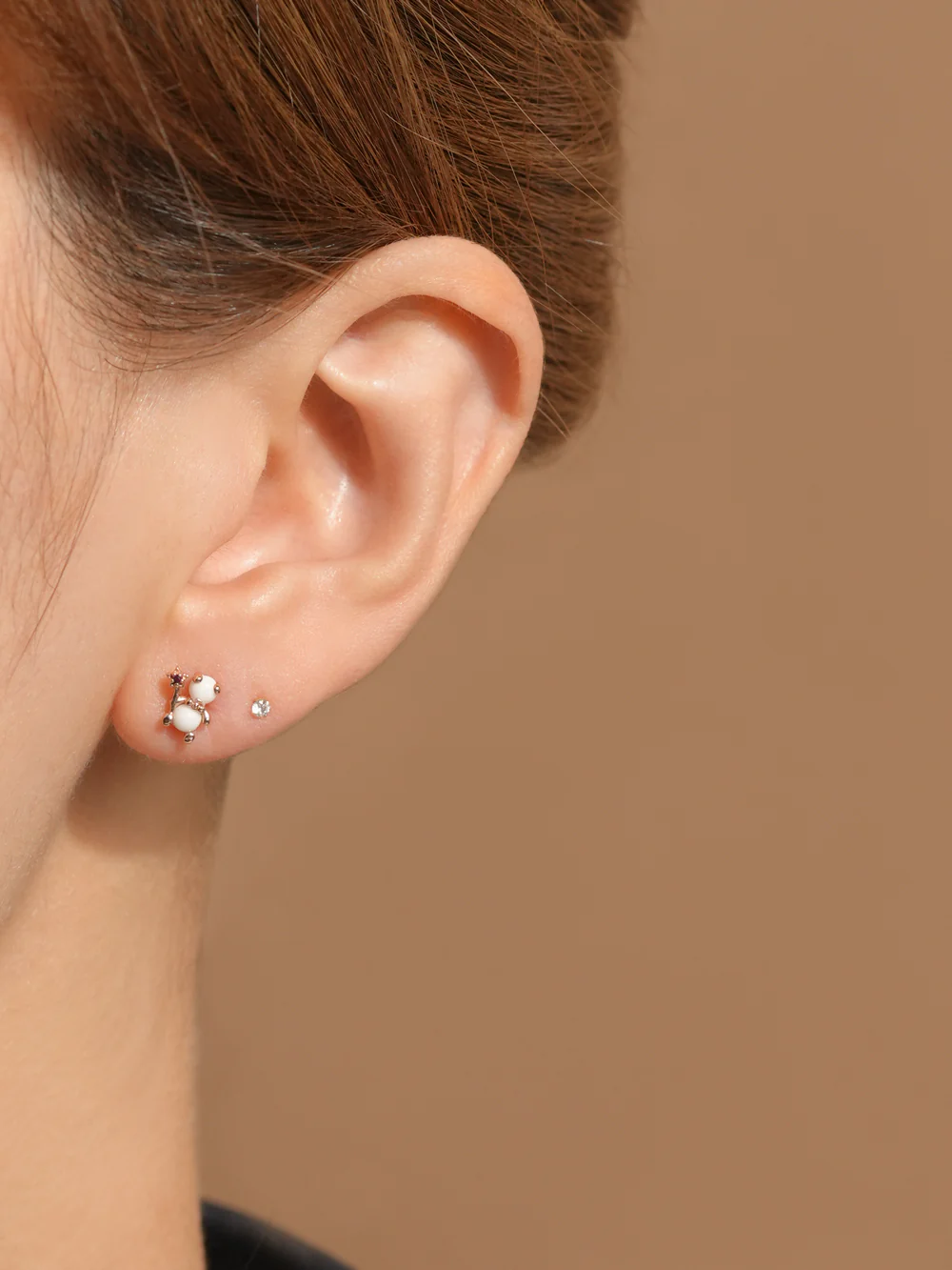 14K Gold Fairy Bear Cartilage Earring 18G - Image 2