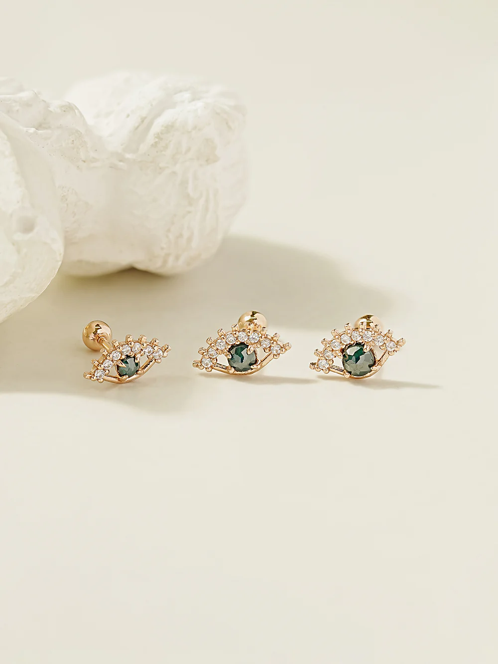 14K Blink Evil Eye Cartilage Earring 20G - Image 8