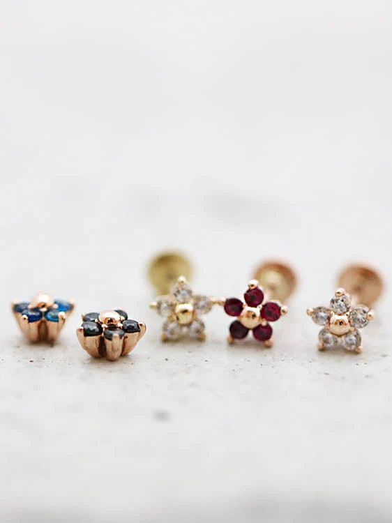 14K Gold Flower Tragus Labret Piercing 18G16G - Image 2