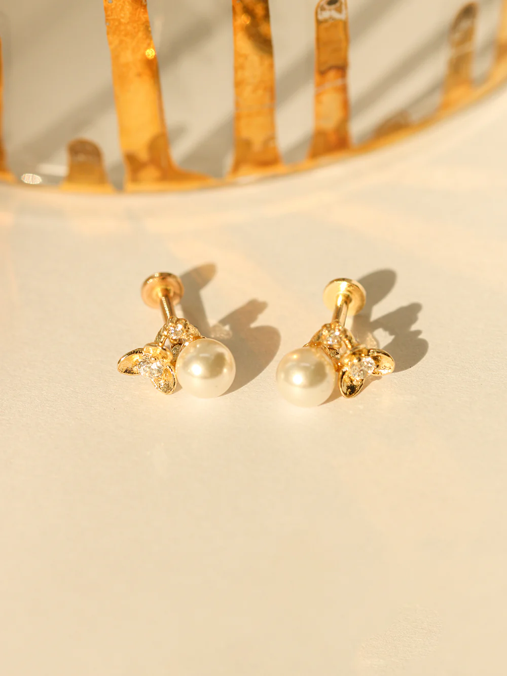 14K Gold Flower Pearl Internally Threaded Labret Piercing 18G16G - Image 12