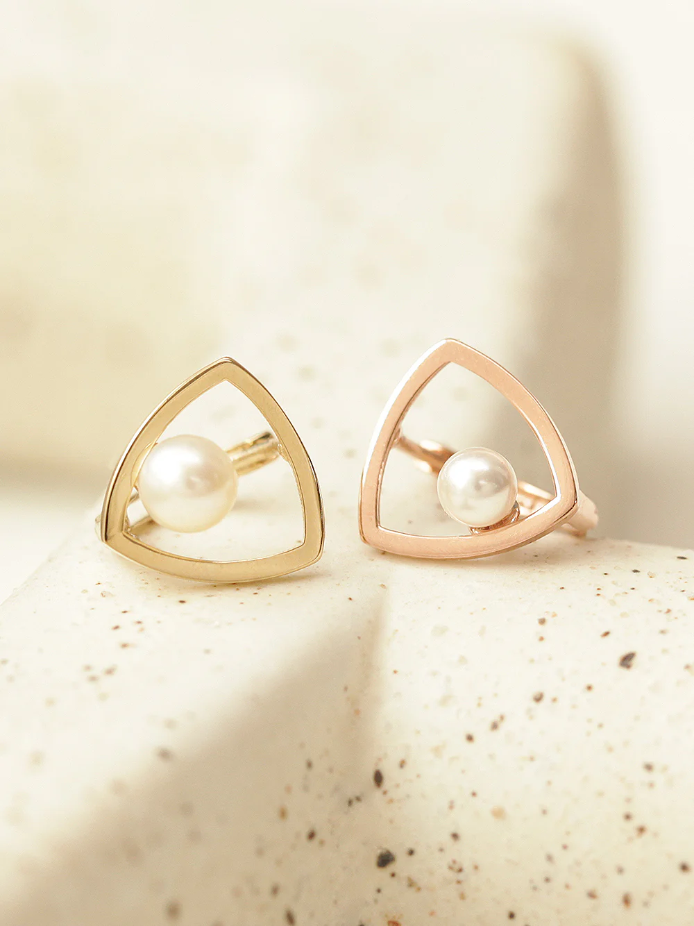 14K Gold Fresh Water Pearl Figure Conch Hoop Earring - Image 6