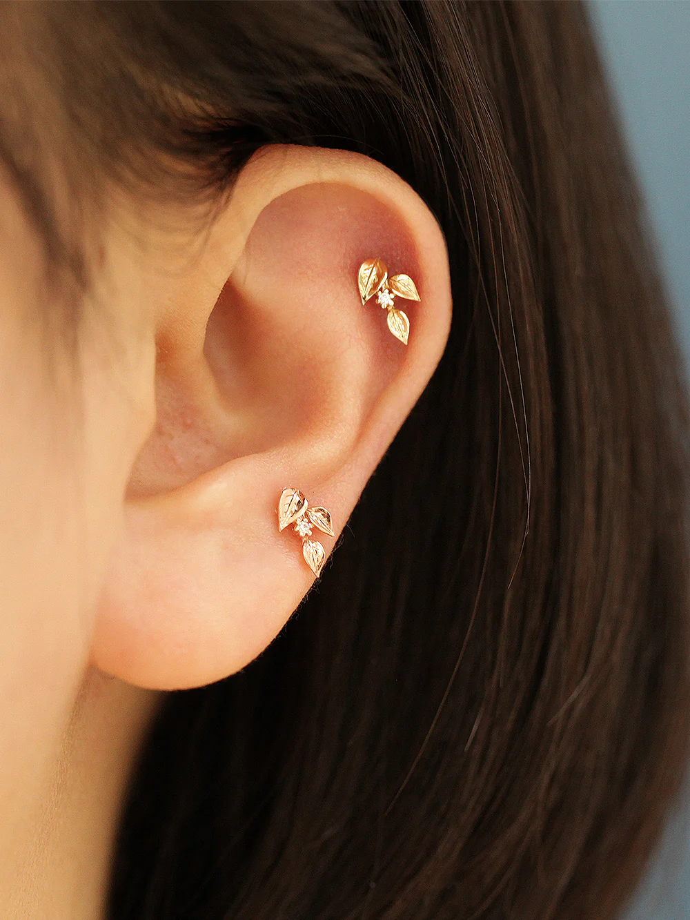 14K Gold Fruit Cubic Leaf Internally Threaded Labret Piercing 18G16G - Image 2