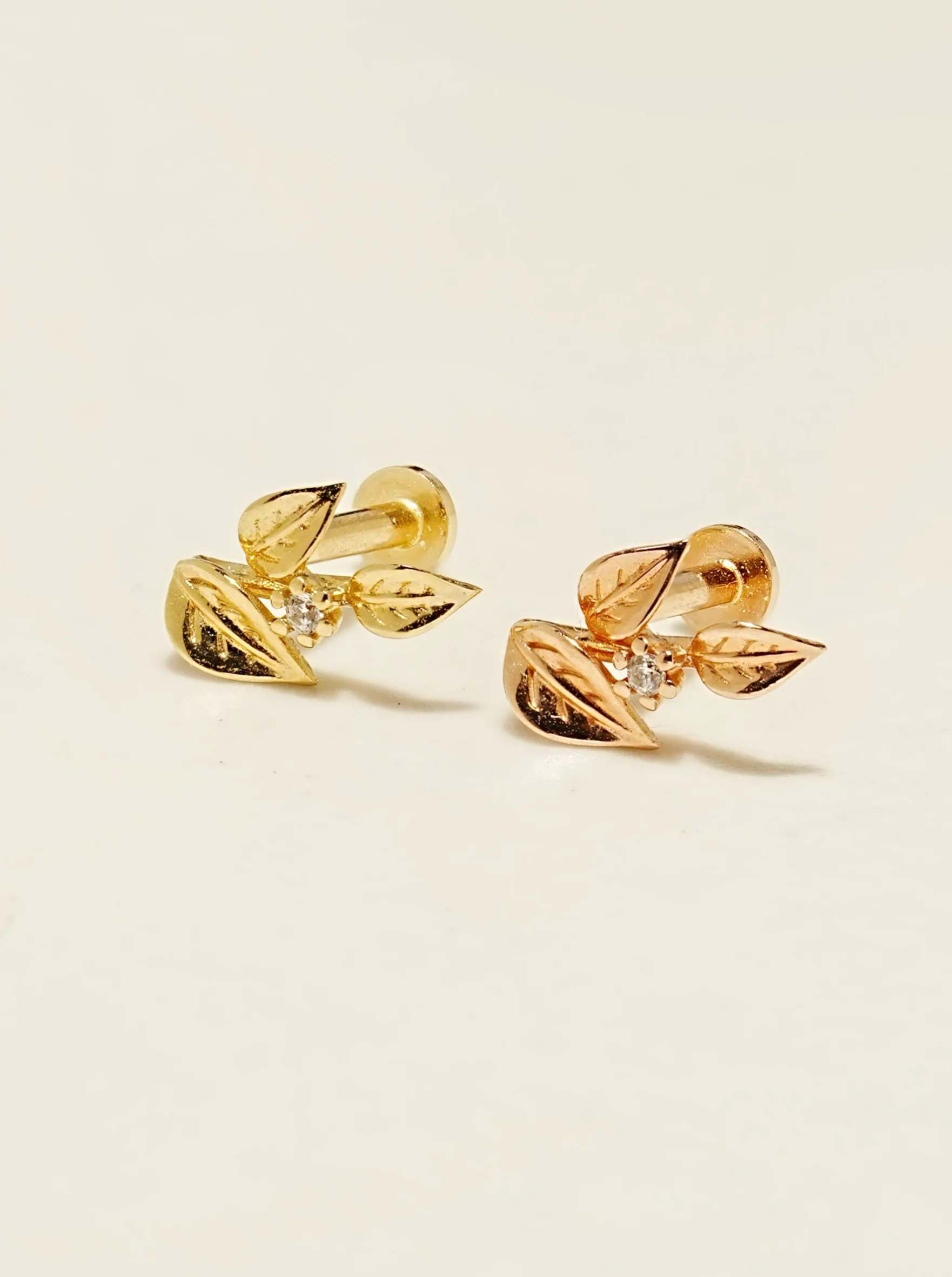 14K Gold Fruit Cubic Leaf Internally Threaded Labret Piercing 18G16G - Image 5
