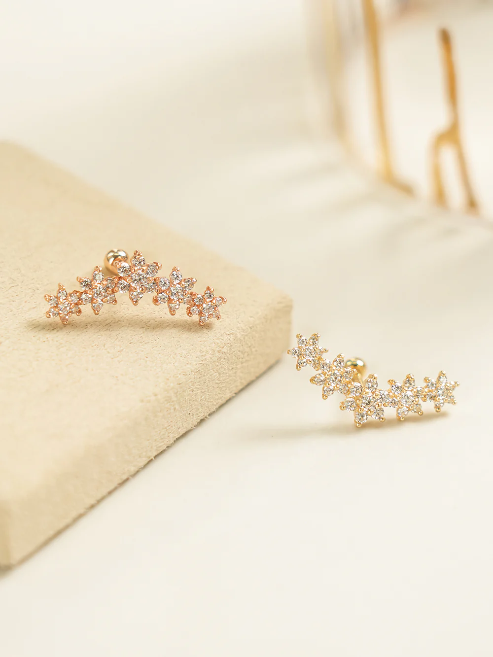 14K Gold Garland Cubic Flower Cartilage Earring 20G18G16G - Image 8