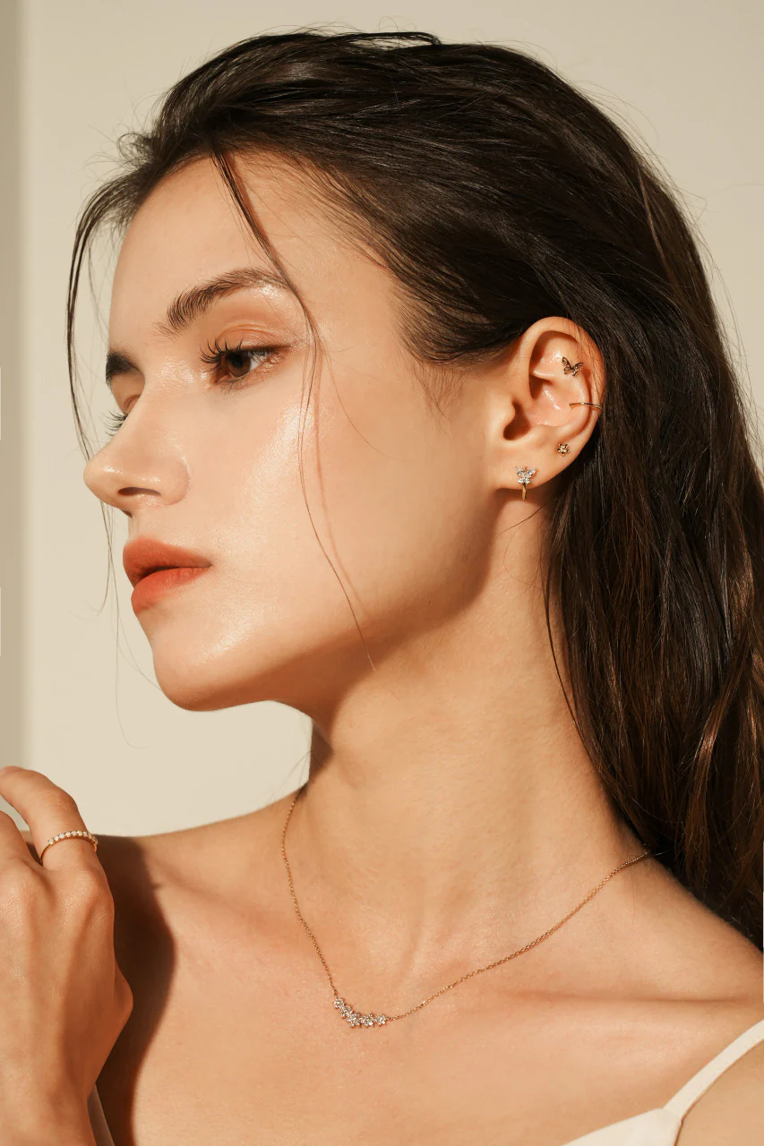 14K Gold Garland Cubic Flower Necklace - Image 3