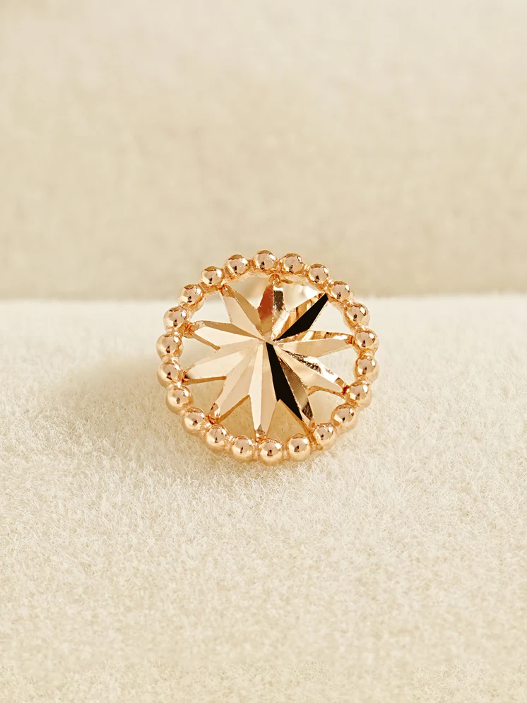 14K Gold Glitter Mountain Cartilage Earring 20G - Image 3
