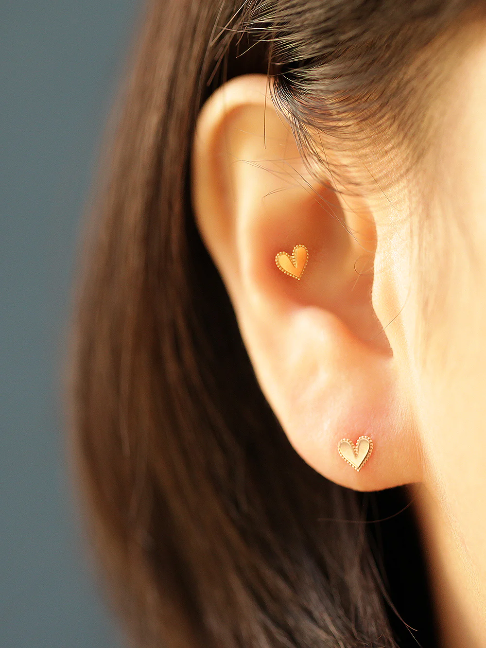 14K Gold Glossy Heart Stud Earring - Image 2