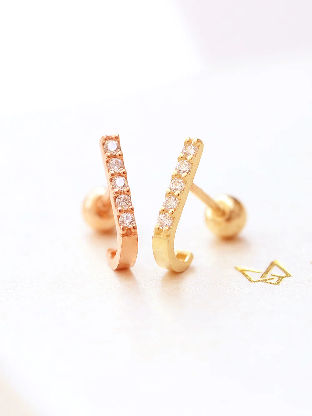 14K gold Half Cubic Ear Cuff cartilage earring 20g - Image 3