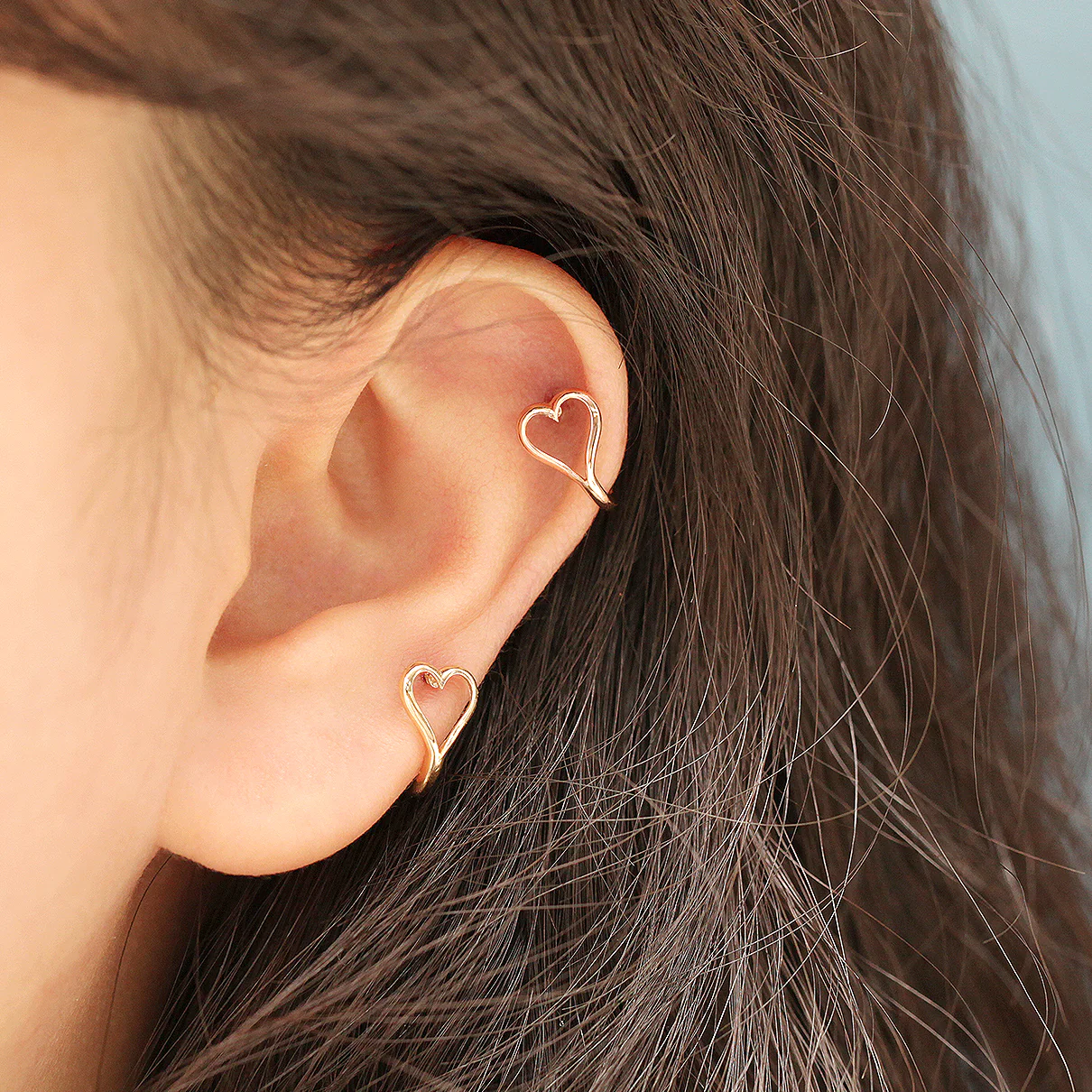 14K Gold Heart Point Half Hoop Cartilage Earring 20G18G16G - Image 6