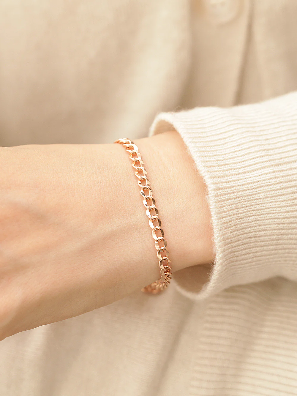 14K Gold Hollow Semi-circular Curved Chain Anklet Bracelet - Image 5