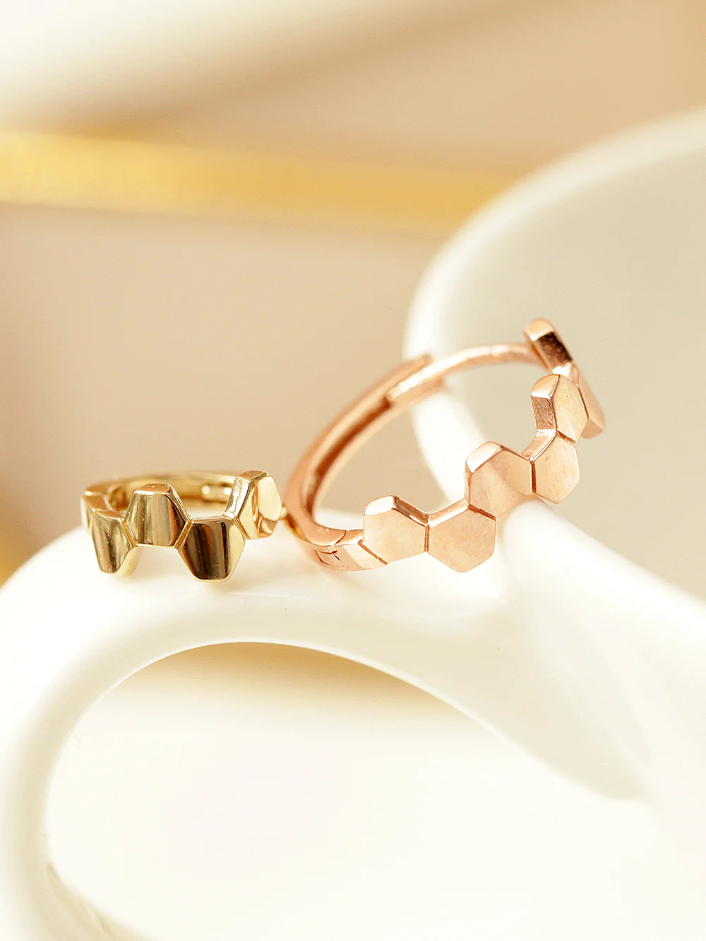 14K Gold Honeycomb Hoop Earring - Image 4