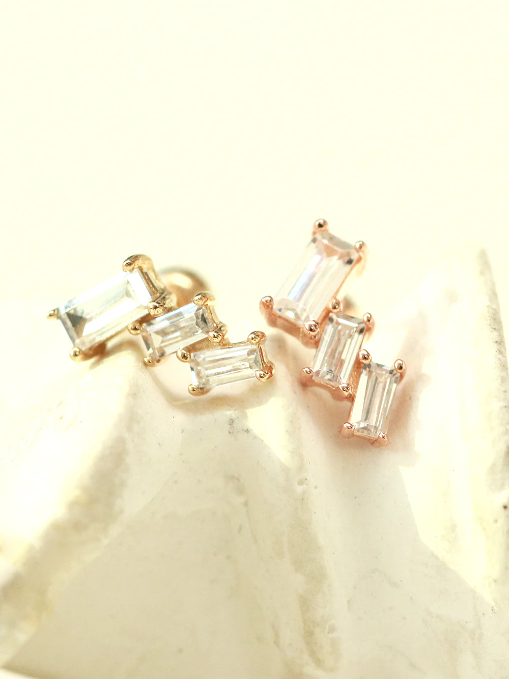 14K Gold Ice Cubic Cartilage Earring 20G18G - Image 8