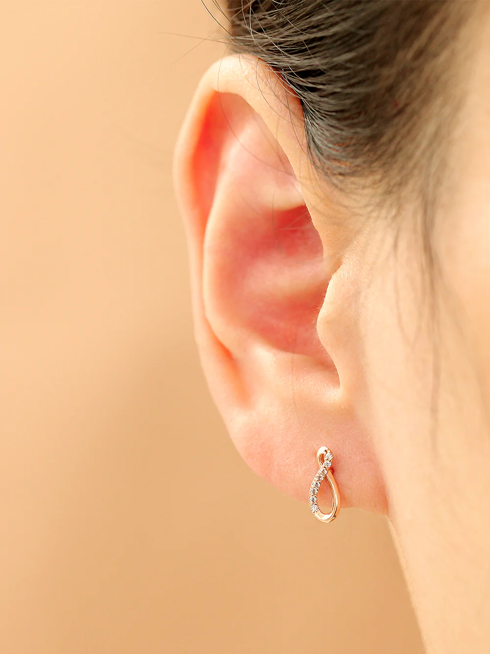 14K Gold Infinite Cubic Cartilage Earring 18G16G - Image 4