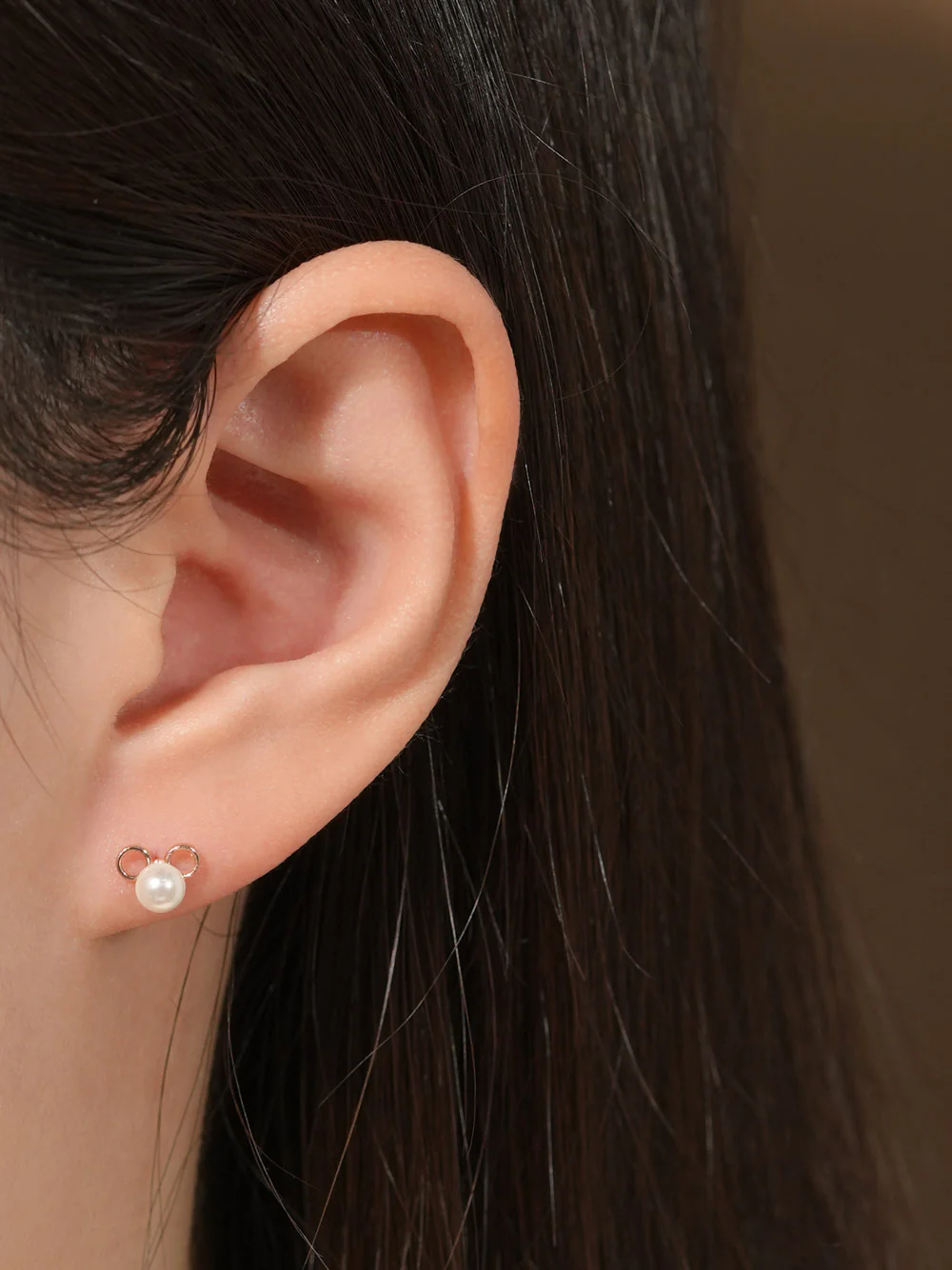 14K Gold Infinity Mouse Cartilage Earring 20G - Image 2