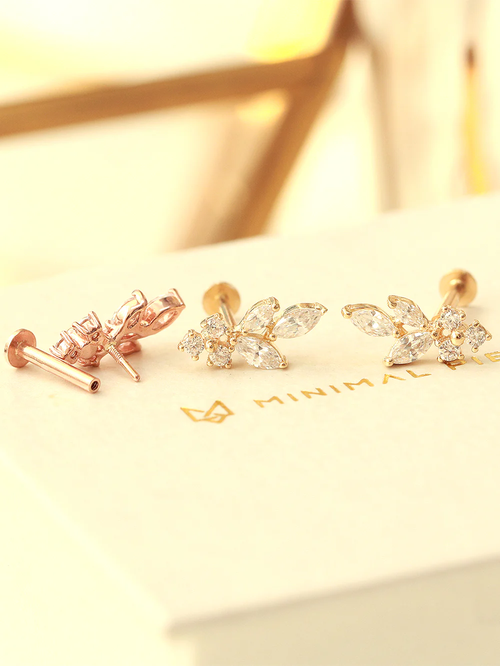 14K Gold Internal Bling Curve Leaf Labret Piercing 18G16G - Image 6