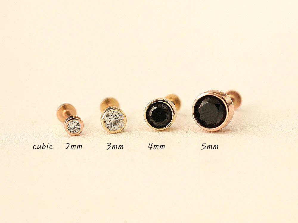 14K Gold Internal Minimal Cubic Labret Piercing 18G16G - Image 7
