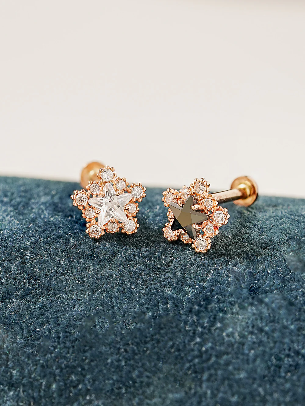 14K Gold Internal Shooting Star Labret Piercing 18G16G - Image 11