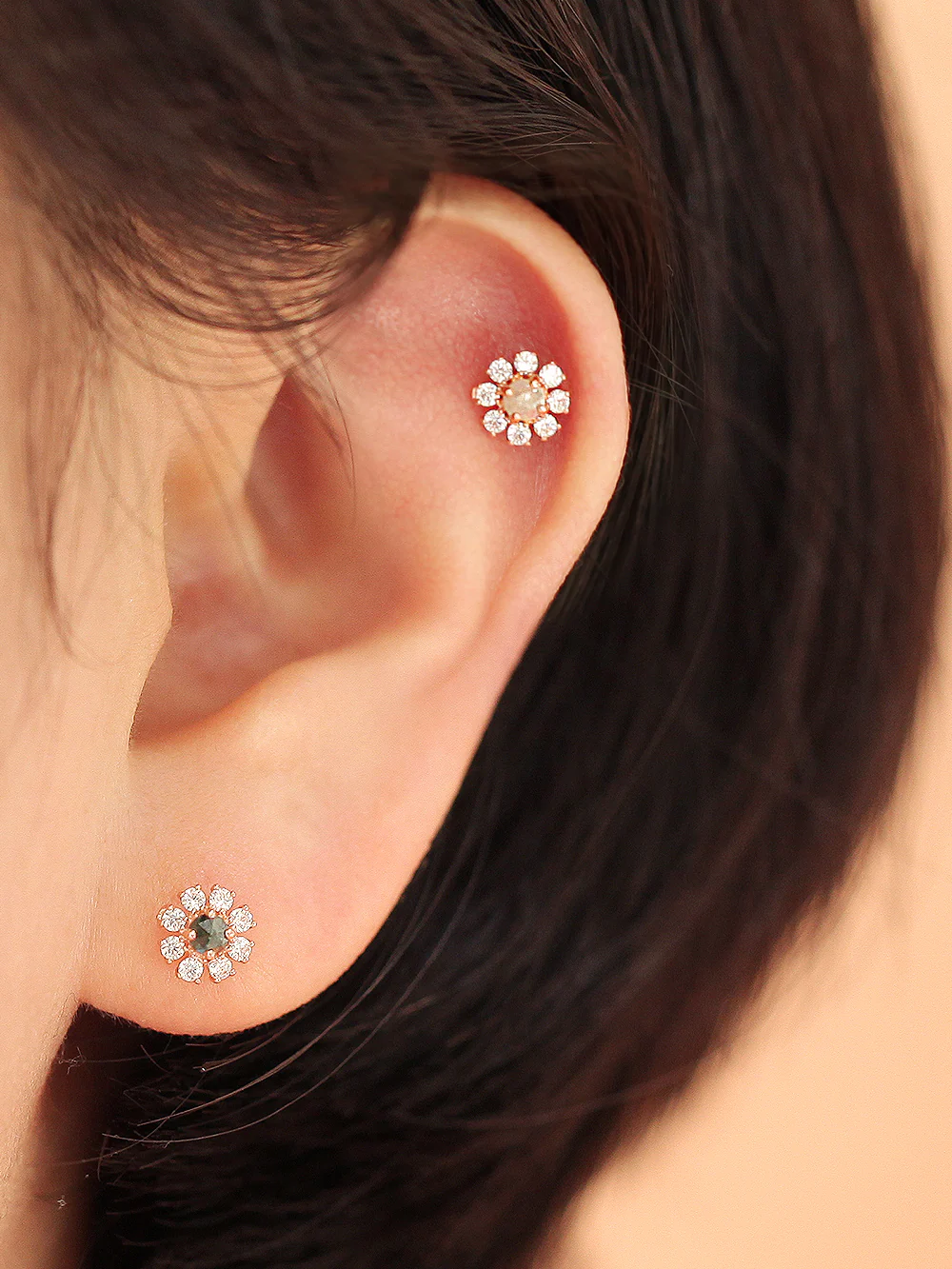 14K Gold Internally Flower Rough Diamond Labret Piercing 18G16G - Image 8
