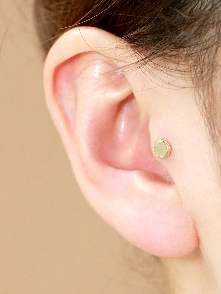 14K Gold Internally Merry Round Labret Piercing 18G16G - Image 8