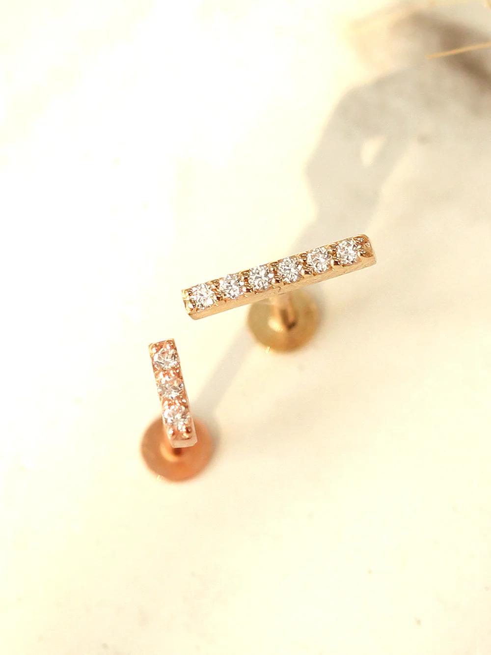 14K Gold Internally Threaded Cubic Stick Labret Piercing 18G16G