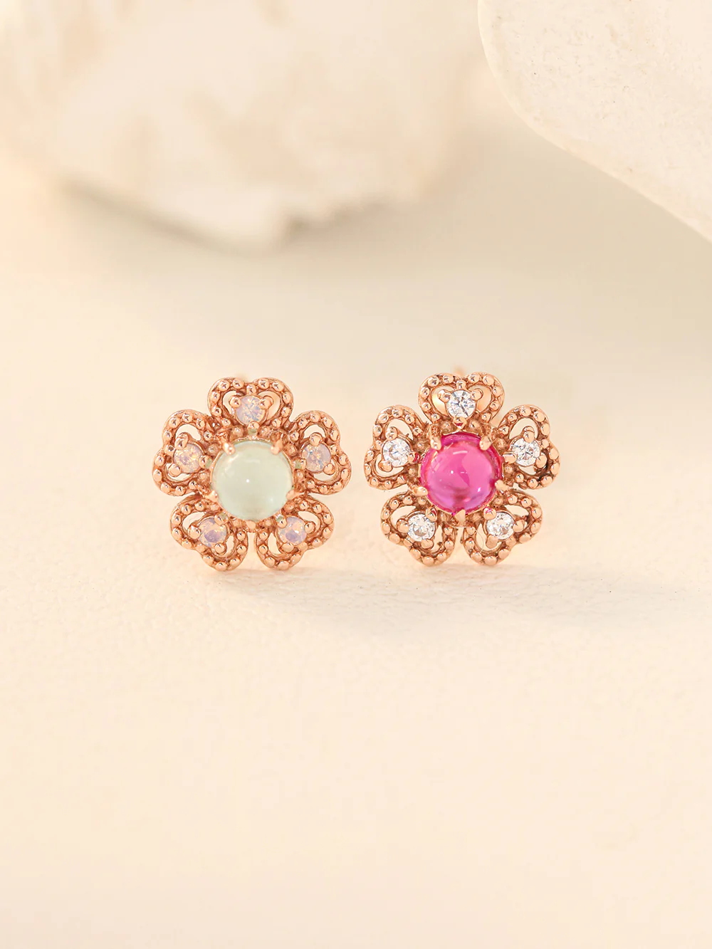 14K Gold Antique Gemstone Flower Cartilage Earring 18G16G - Image 7
