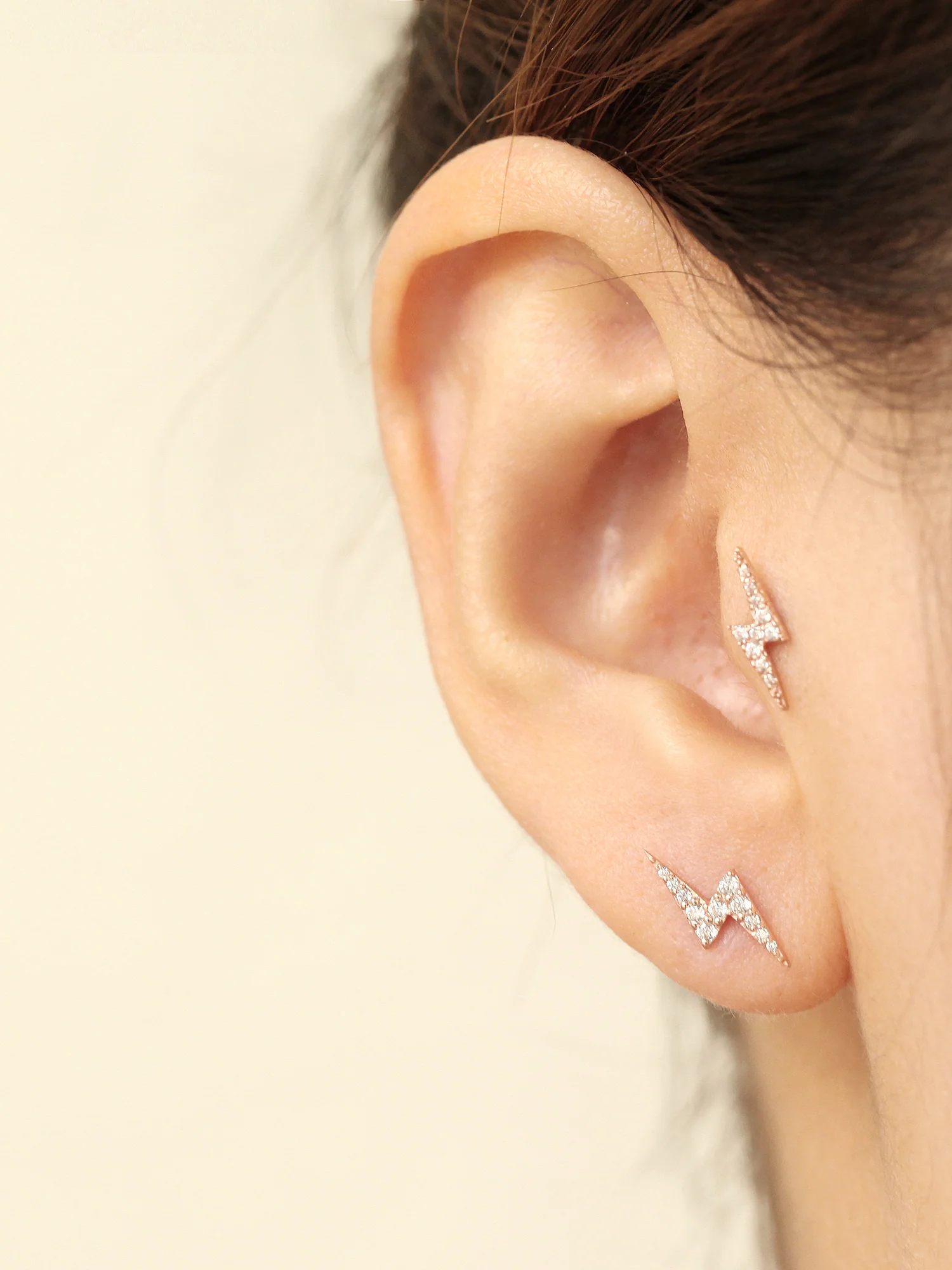 14K Gold Lightning Bolt Cartilage Earring 18G16G - Image 7