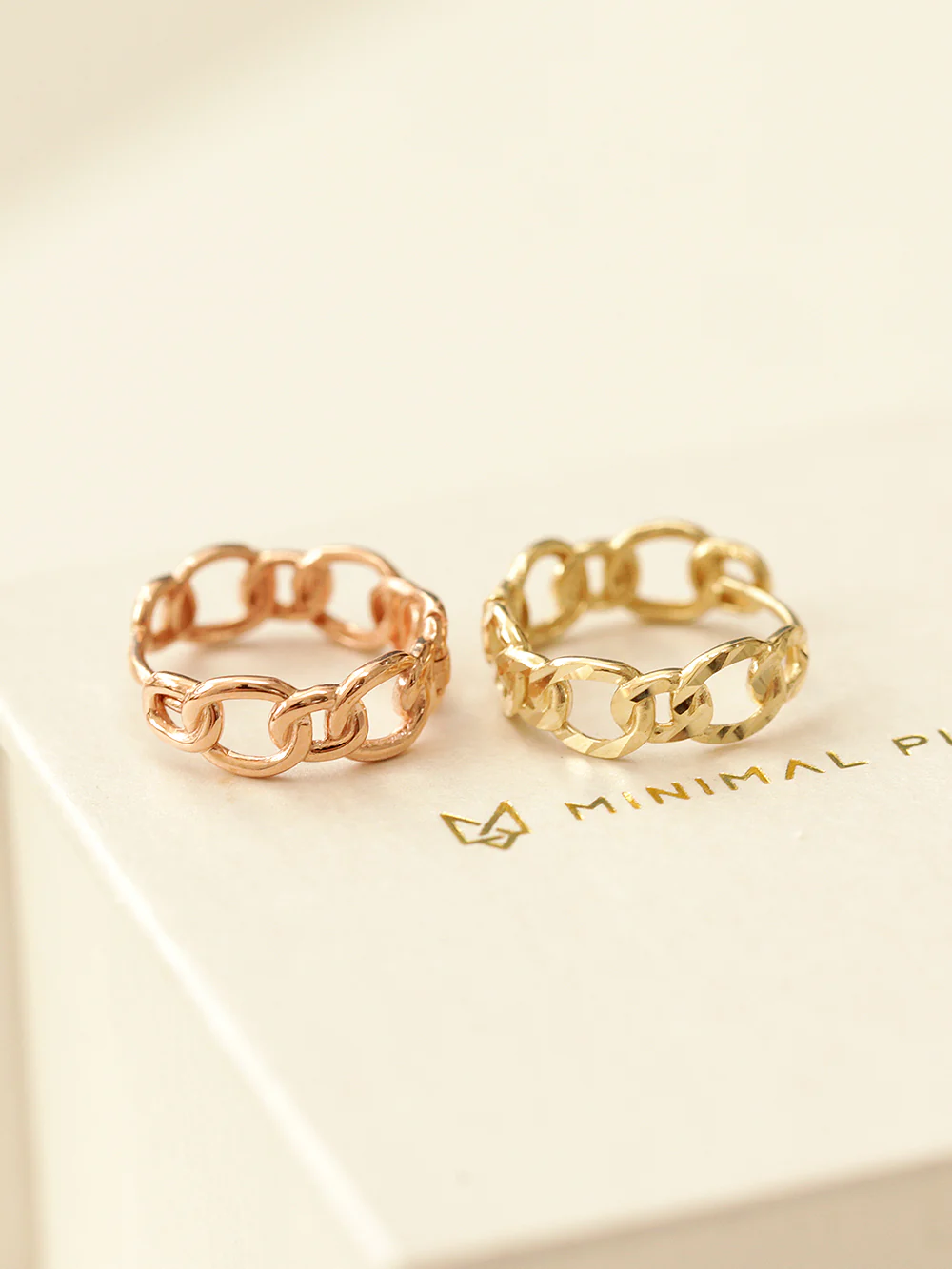 14K Gold Link Chain Cutting Cartilage Hoop Earring - Image 3
