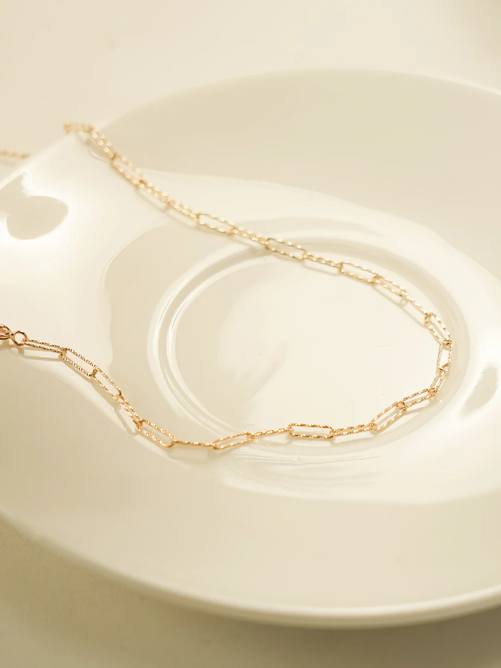 14K Gold Link Clip Chain Necklace - Image 14