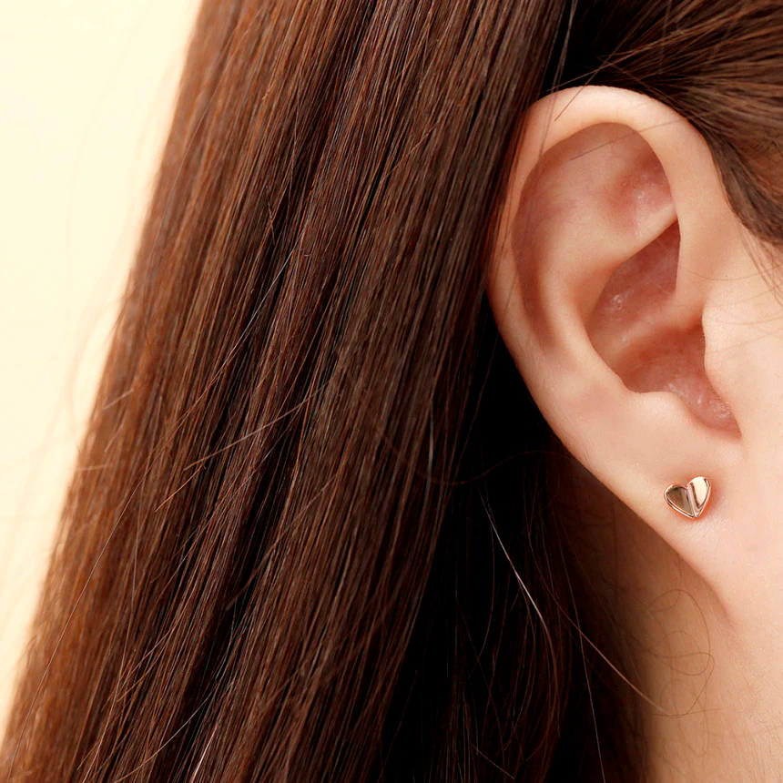 14K Gold Lovely Point Heart Cartilage Earring 20G18G16G - Image 6