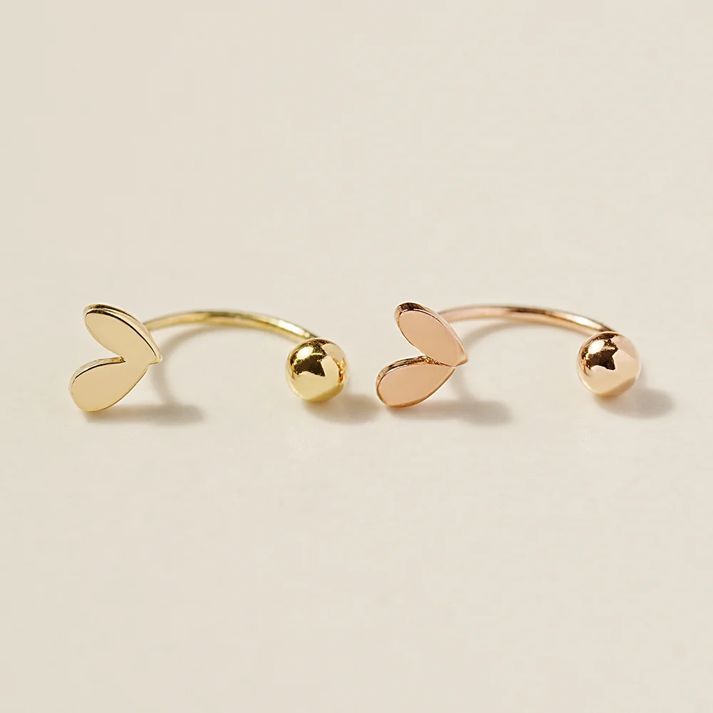 14K Gold Lovely Point Heart Curve Piercing 20G - Image 3